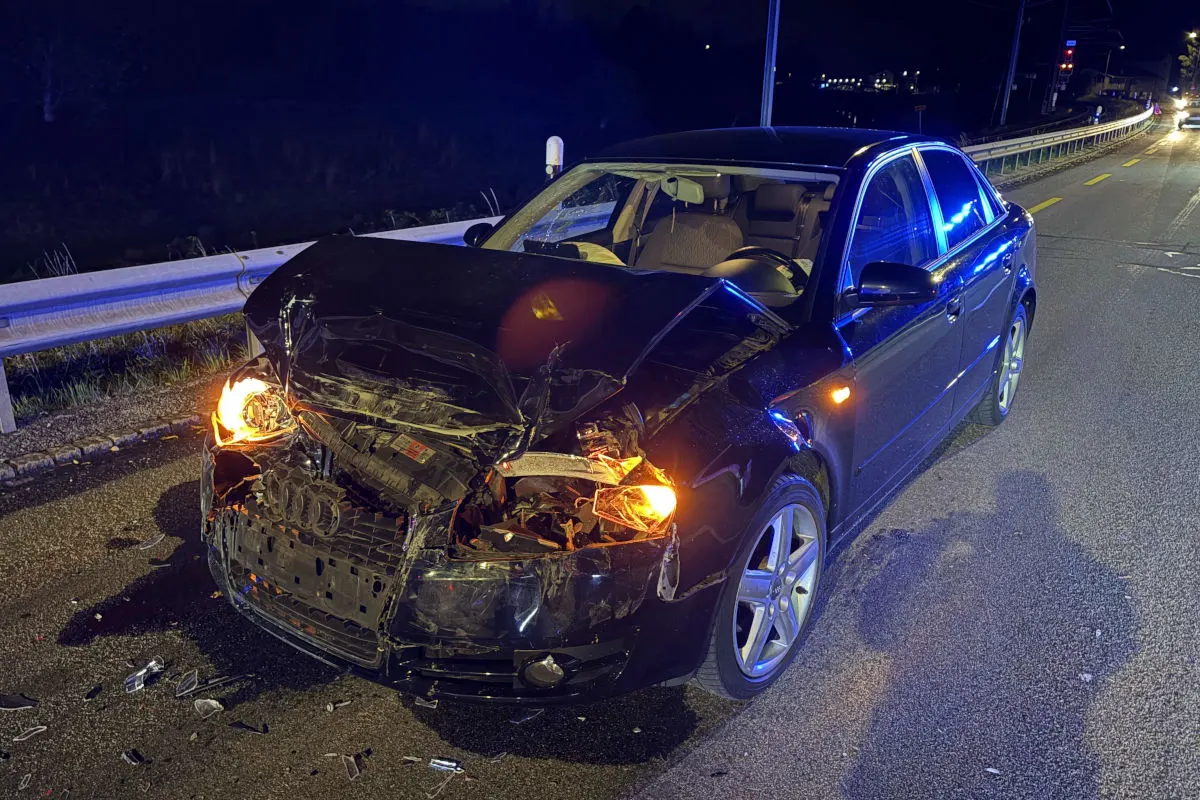 Au SG – Zwei Verletzte bei Auffahrunfall