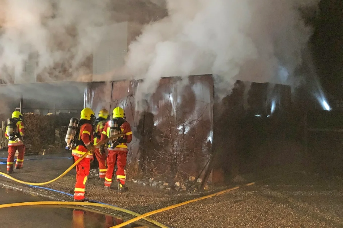 Grosser Sachschaden in Stettfurt TG - Brand in Abstellraum - Ermittlungen laufen