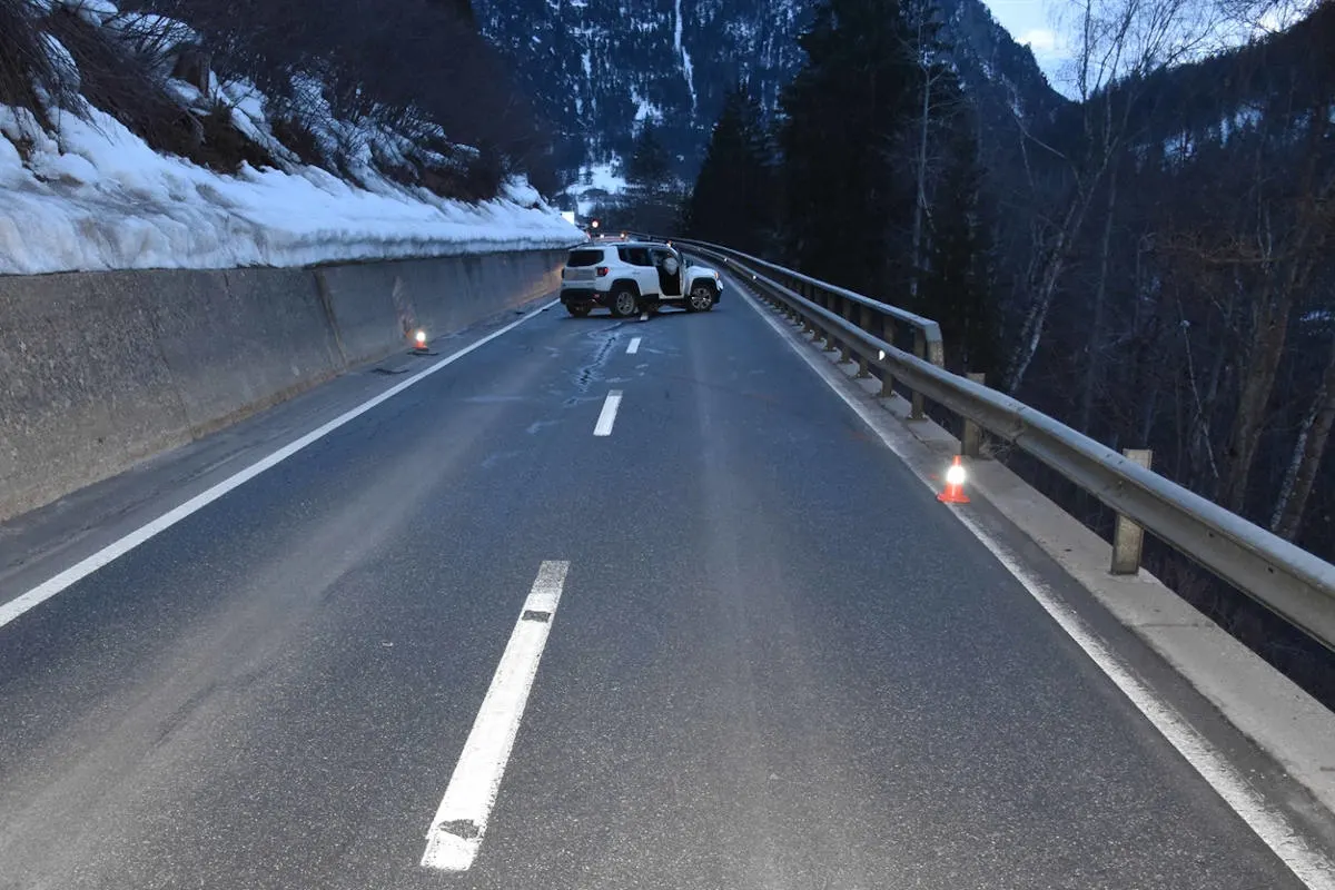 Filisur GR – Autofahrer bei Selbstunfall verletzt