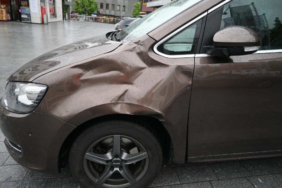 Schaan FL - Kollision zwischen Radfahrer und Auto