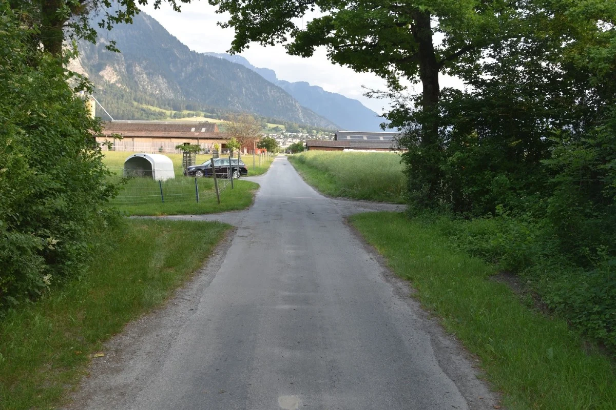 Landquart GR - Kollision zwischen Pickup und Leichtmotorfahrrad