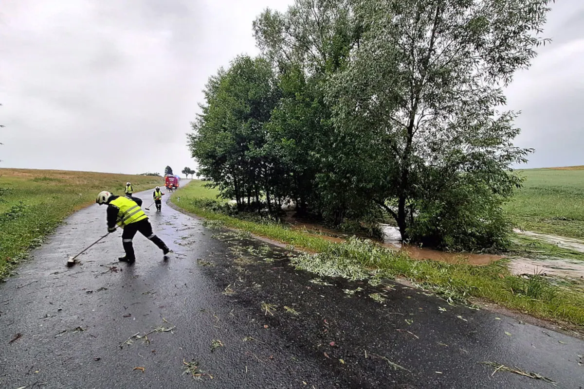 Waidhofen an der Thaya NÖ – Feuerwehr beseitigt schwere Unwetterschäden