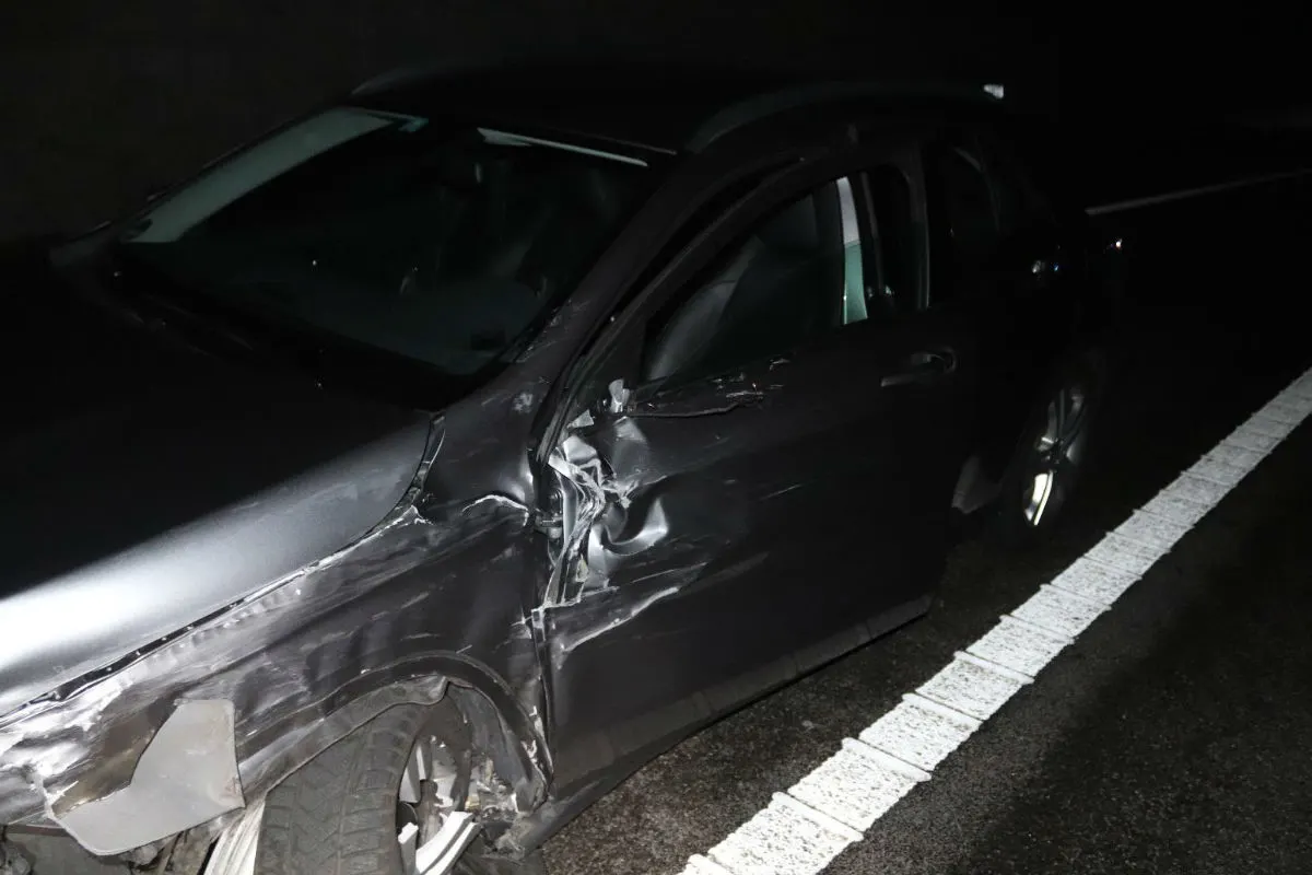 Aesch BL - Frontalkollision zwischen zwei Personenwagen – eine Person verletzt