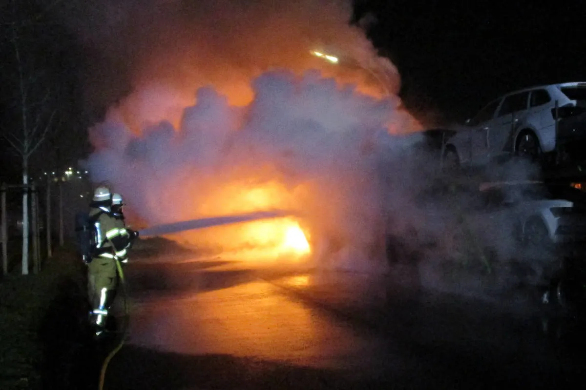 Brand in Bremerhaven – Lkw in Flammen aufgegangen