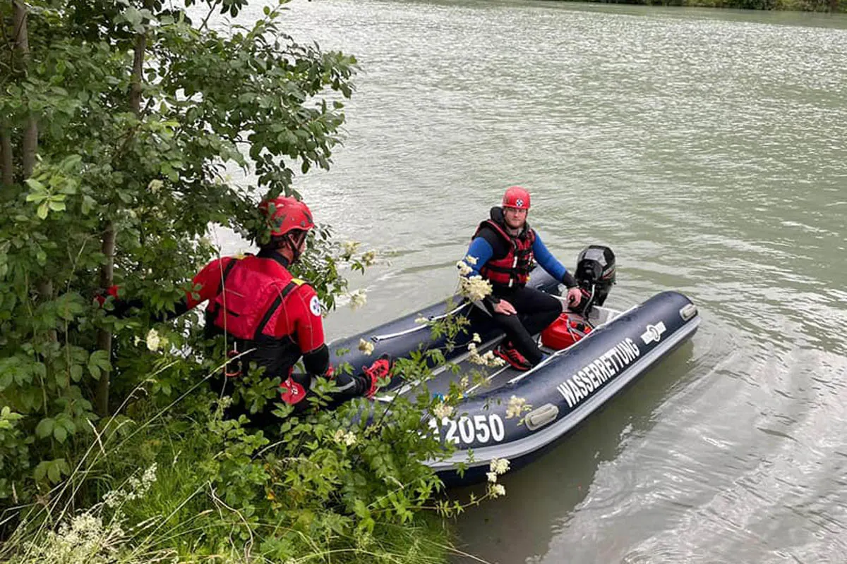 Pongau - Vermisstes Kleinkind tot aus der Salzach geborgen