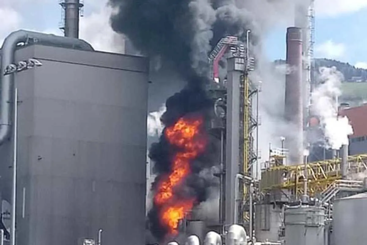 Frantschach - Brand und Explosion in Zellstoffwerk - Feuerwehrmann verletzt