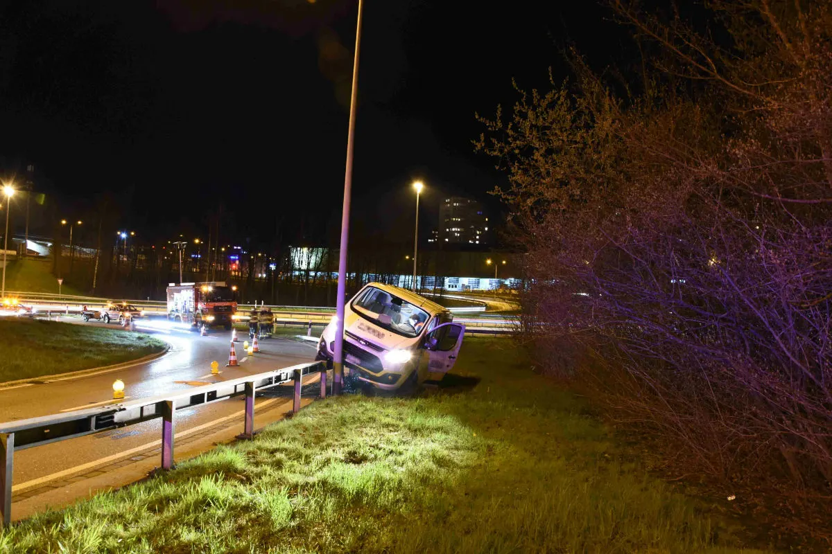 St. Gallen SG - Fahrunfähiger Autofahrer verunfallt