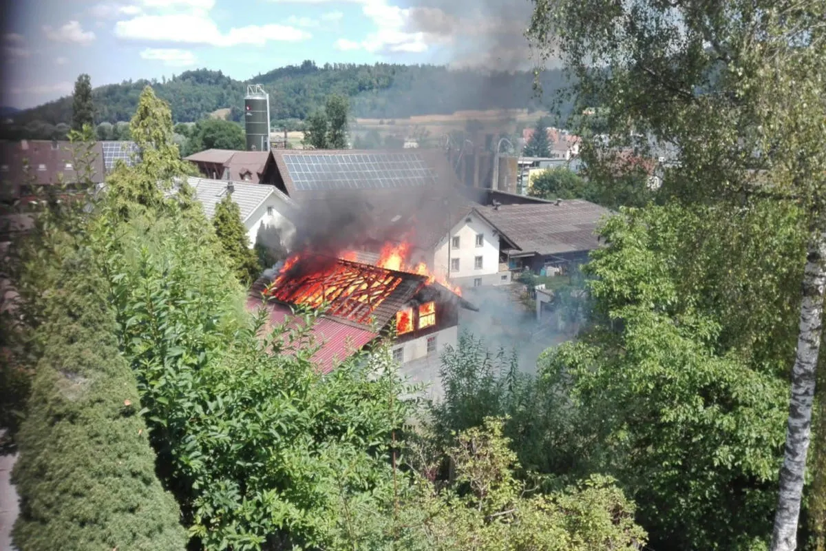 Staffelbach AG - Schopf ein Raub der Flammen