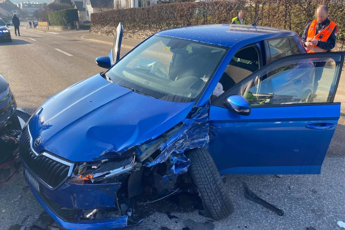 Lostorf SO - Unfall zwischen zwei Autos