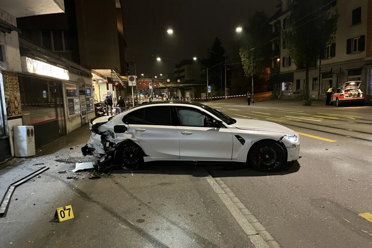 Zürich – Junglenker verunfallt - Verdacht auf ein Raserdelikt