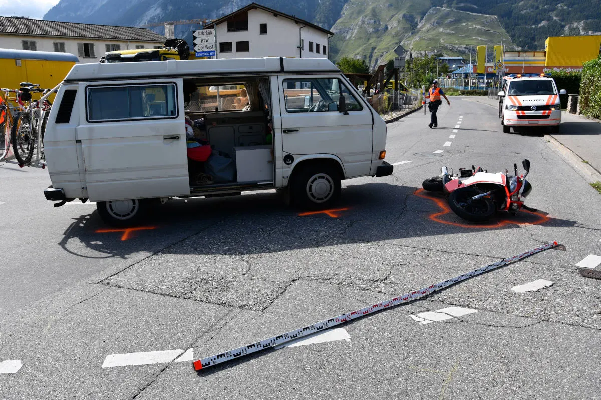 Chur GR - Motorradfahrer bei Verkehrsunfall verletzt