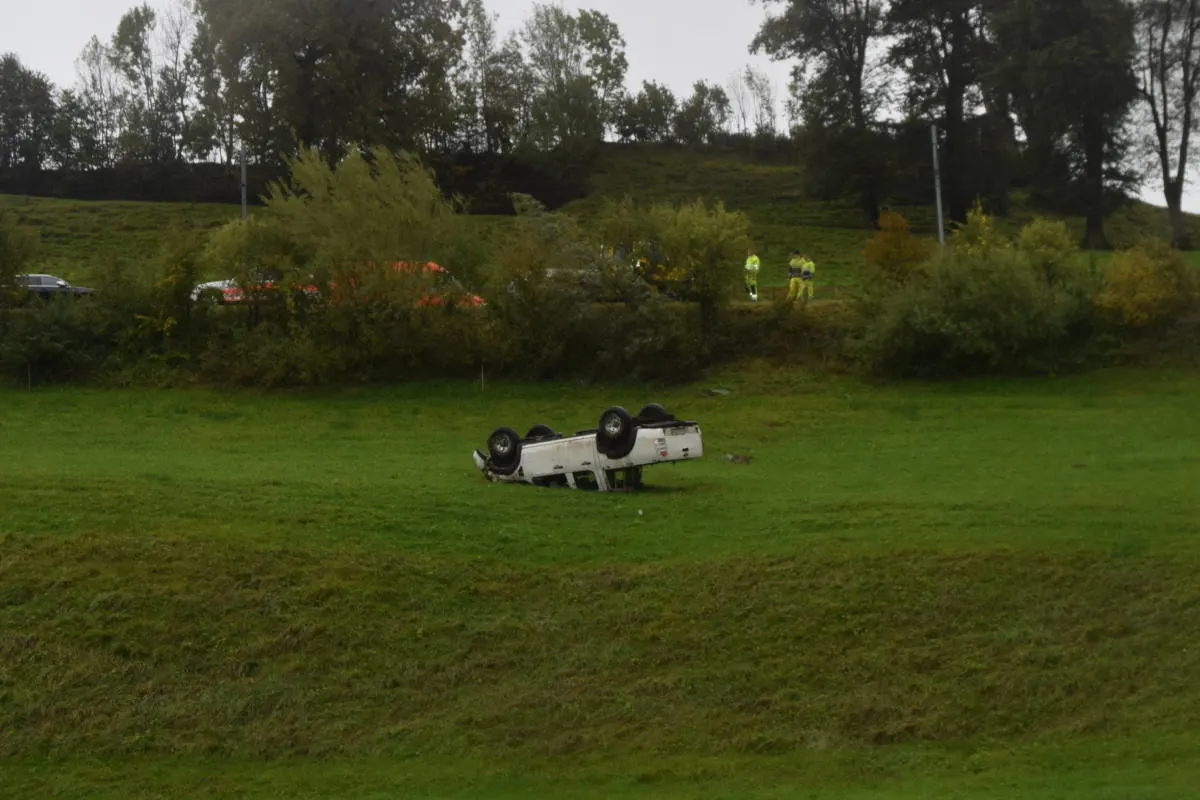 Unfall Gais AR - Nach Selbstunfall auf dem Dach gelandet