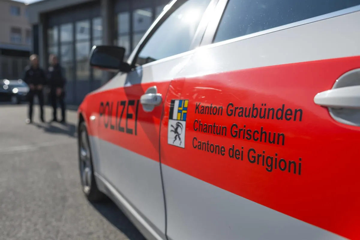 Chur GR - Während einer Polizeikontrolle mit Auto geflüchtet.