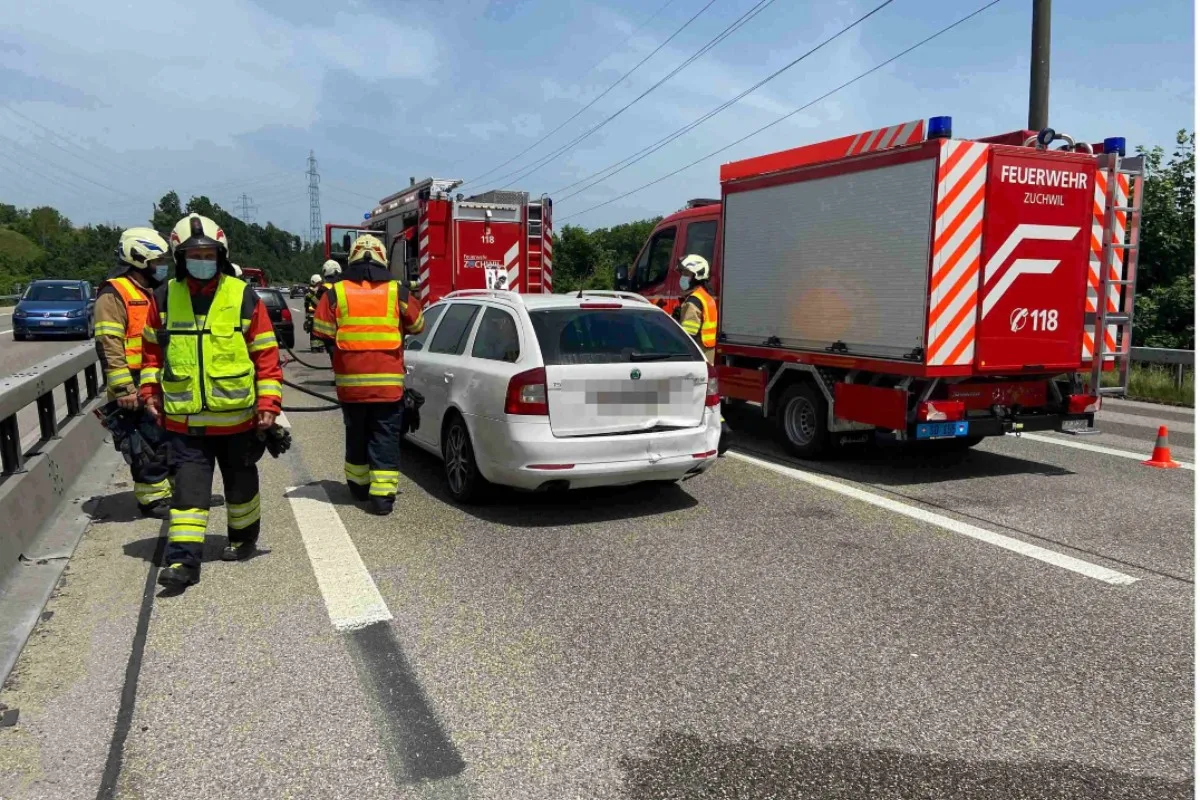 A1 bei Wangen an der Aare AG - Nach Auffahrunfall fing ein Auto zu brennen an