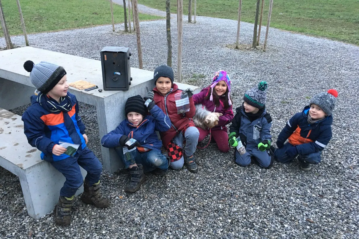 Baar ZG - Kinder finden beim Spielen einen Tresor