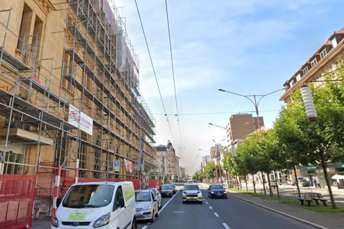 La Chaux-de-Fonds NE – Töfflifahrer verletzt sich bei Sturz