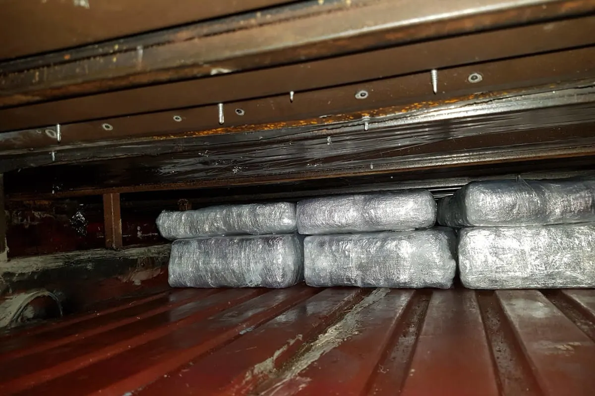 A1 Achim – Zoll stellt 500 kg Haschischplatten sicher