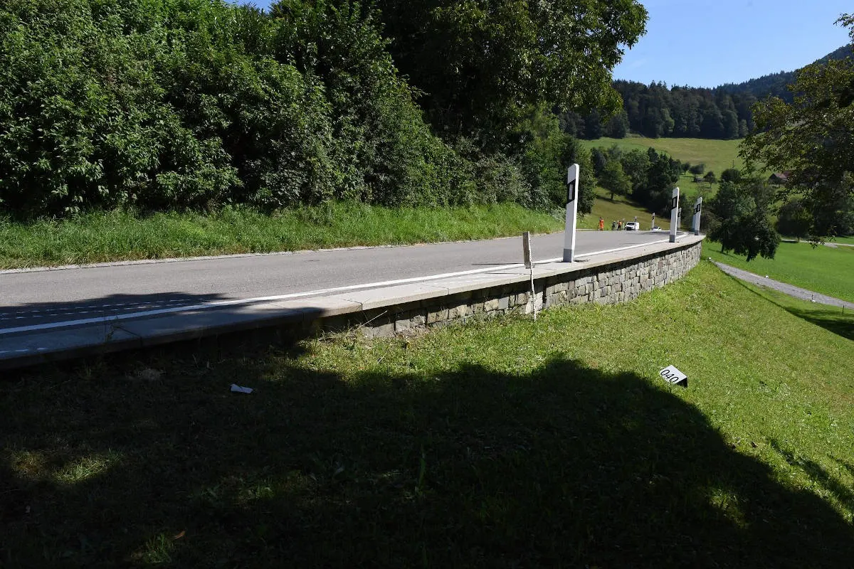 Unfall in Hinwil ZH – Fahrt mit entwendetem Personenwagen