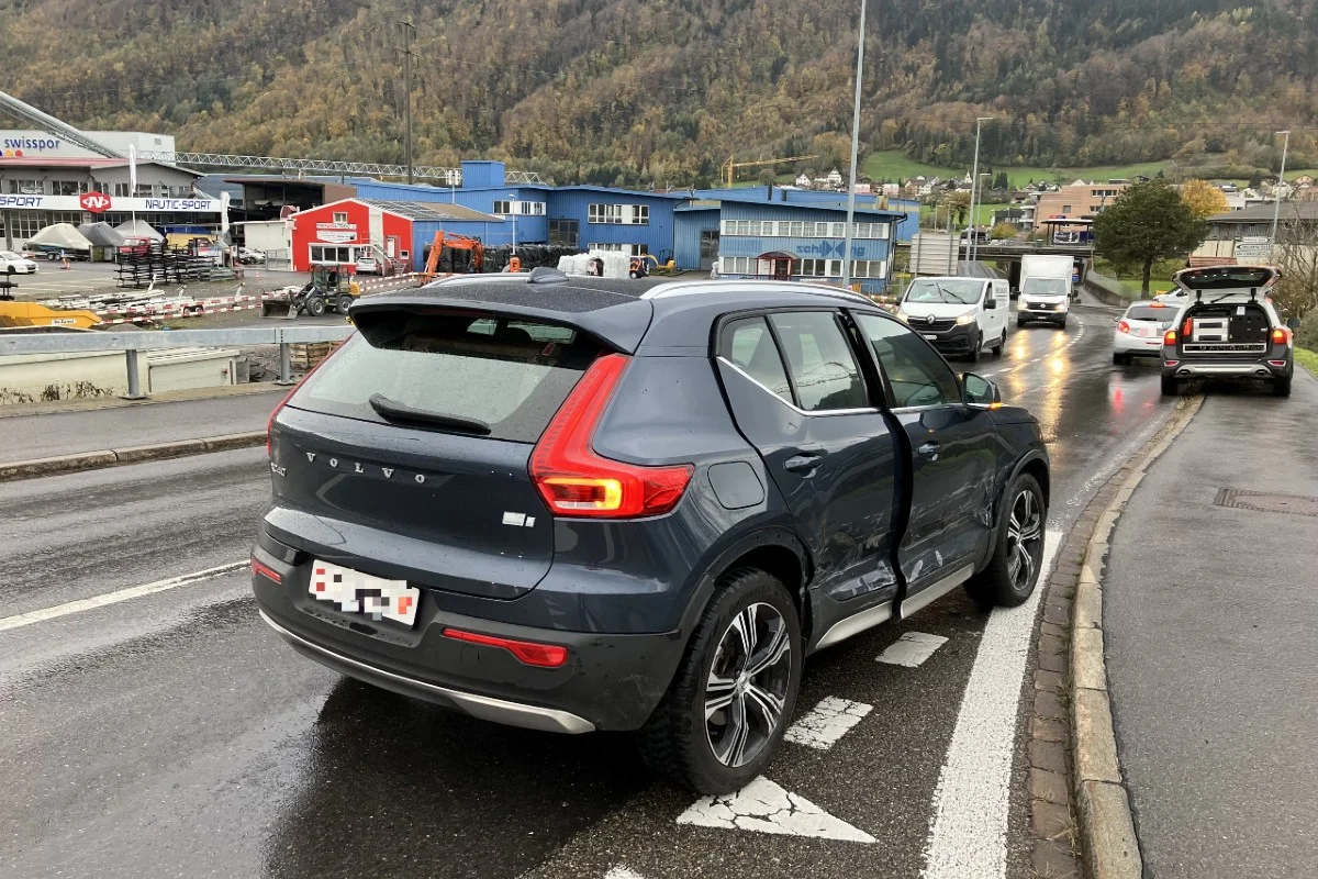 Bilten GL - Unfall mit erheblichem Sachschaden