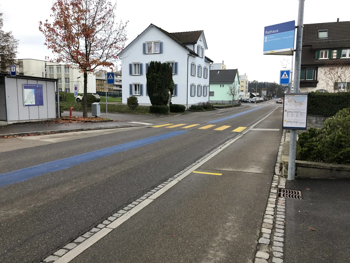 Unfall in Goldach SG – Fussgänger angefahren und schwer verletzt – Zeugen gesucht