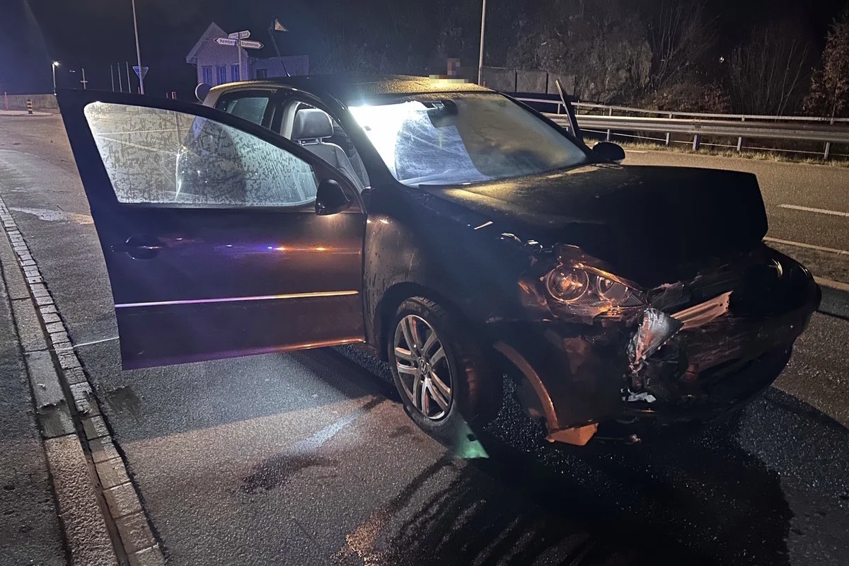 Krummenau SG – Unfall zwischen zwei Autos – eine Verletzte