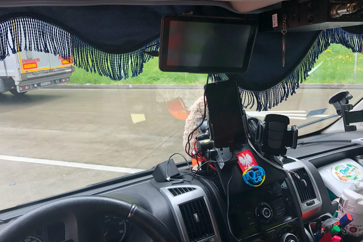 Schaffhausen SH - 17 von 28 kontrollierten Chauffeuren angezeigt