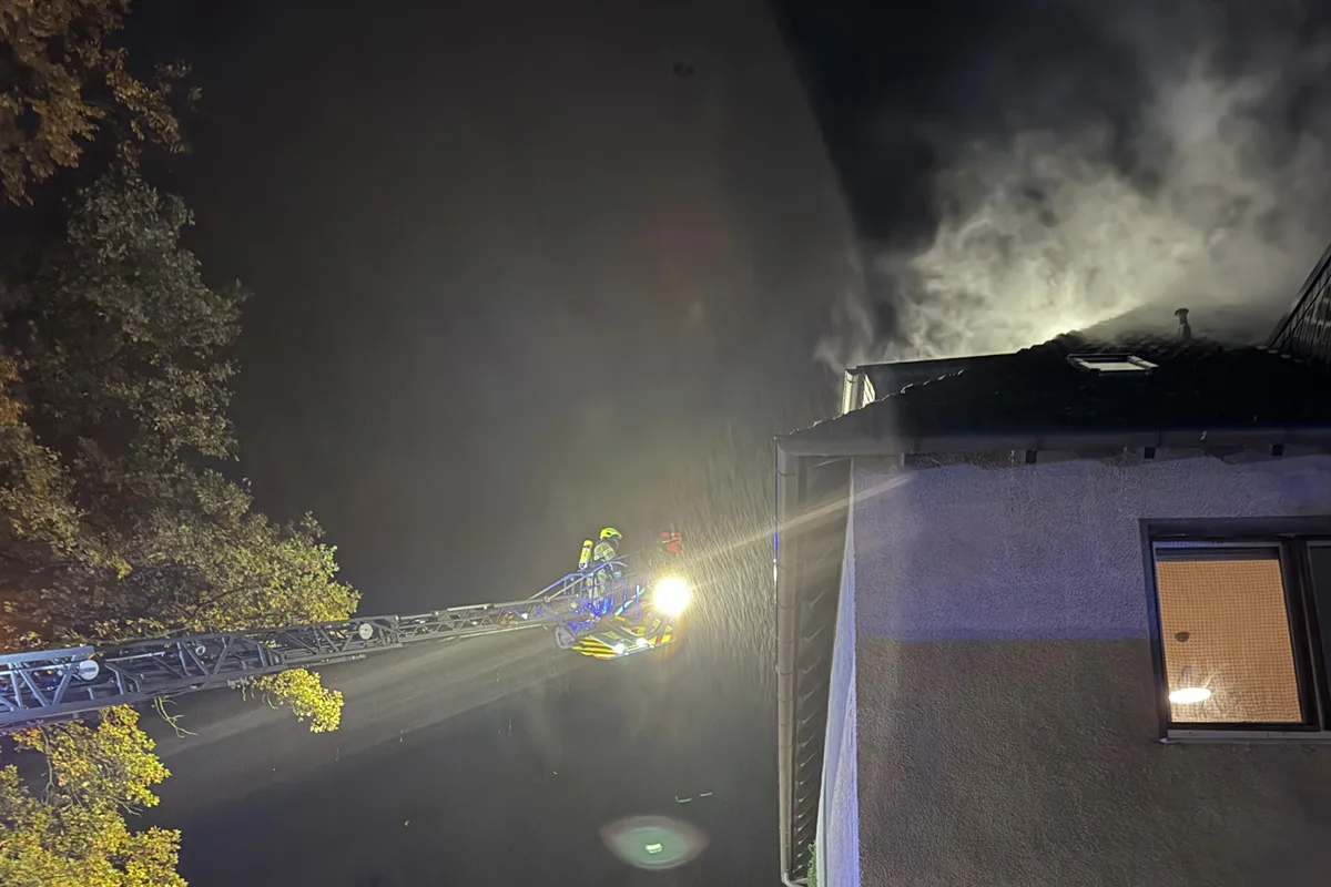 Detmold NW – Sieben Personen bei Wohnungsbrand gerettet