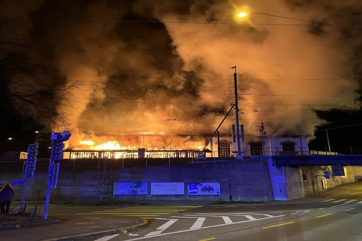 Stadt Schaffhausen - Lokdepot am Güterbahnhof in Vollbrand 