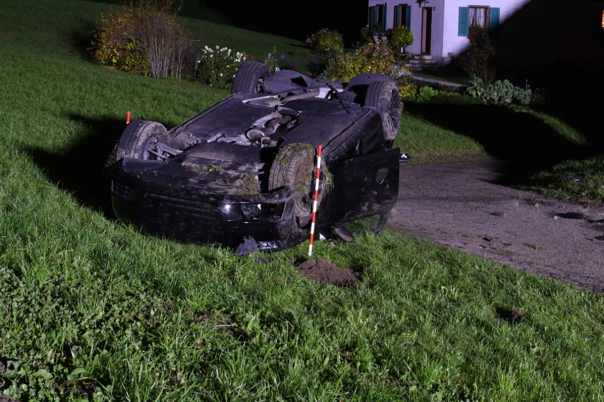 30'000 Franken Sachschaden in Luzern - Überholmanöver geht schief - Auto überschlägt sich mehrfach