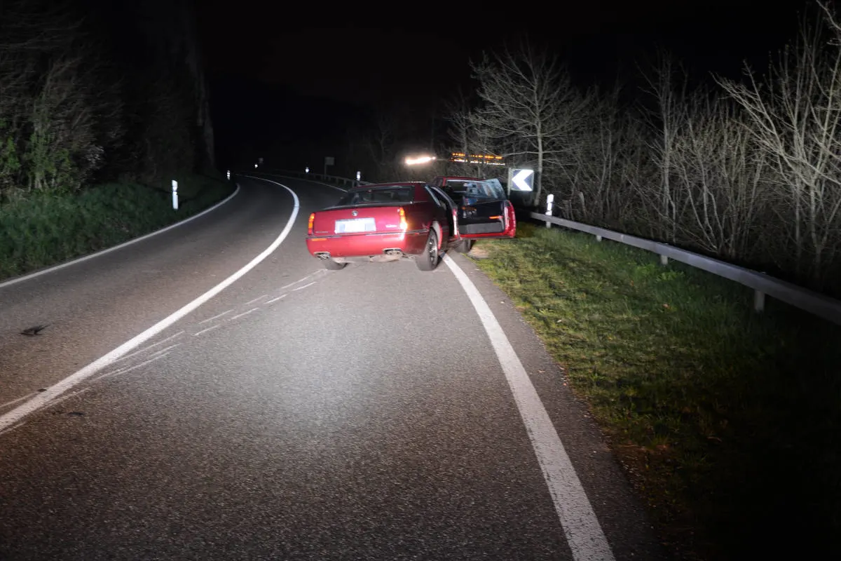 Buckten BL - Kollision zwischen zwei Personenwagen