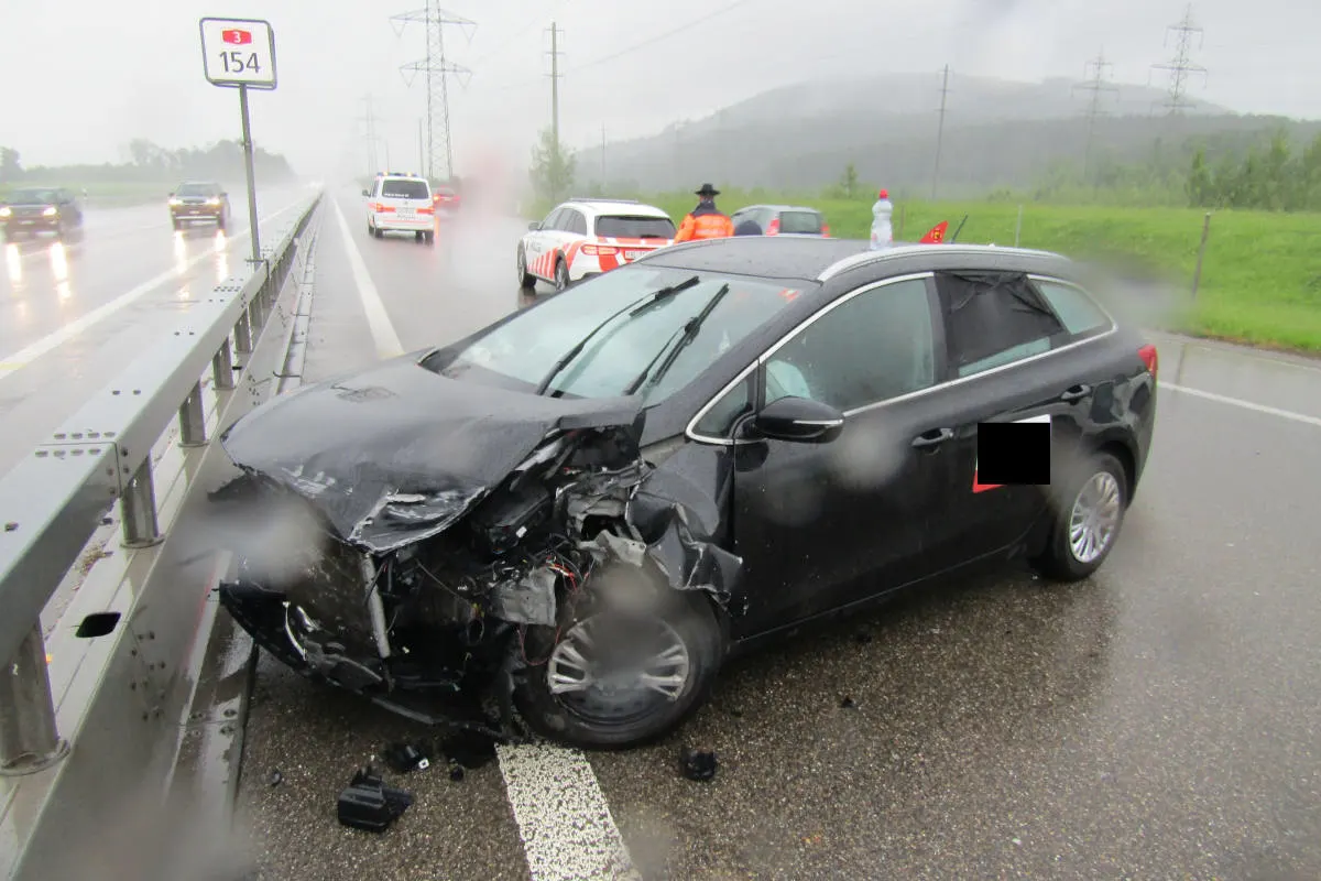 A3 Bilten GL – Selbstunfall auf der Autobahn