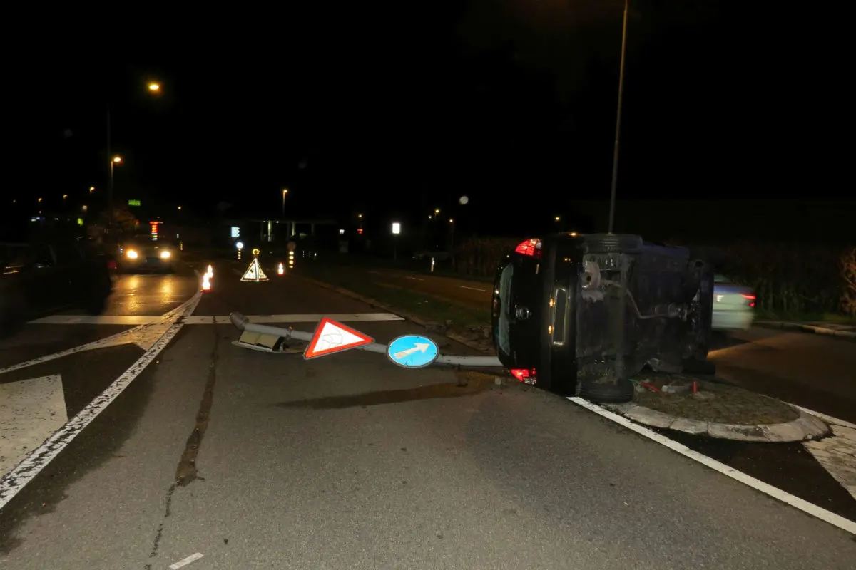 Oberentfelden AG - Neulenker verursacht Selbstunfall