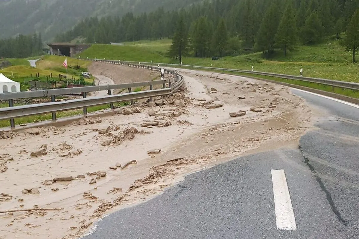 Simplon-Pass VS - Sperrung nach Erdrutsch