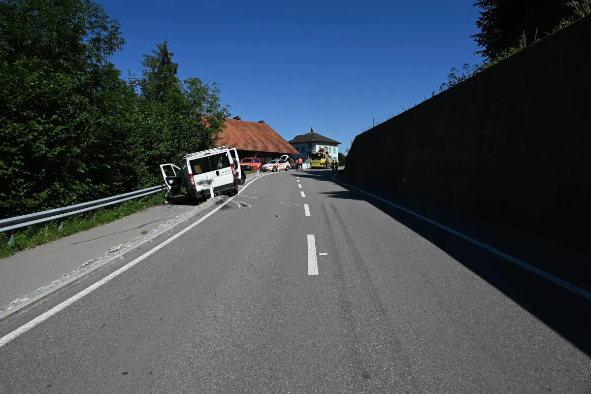 Lütisburg Station SG – Drei Verletzte nach Frontalkollision