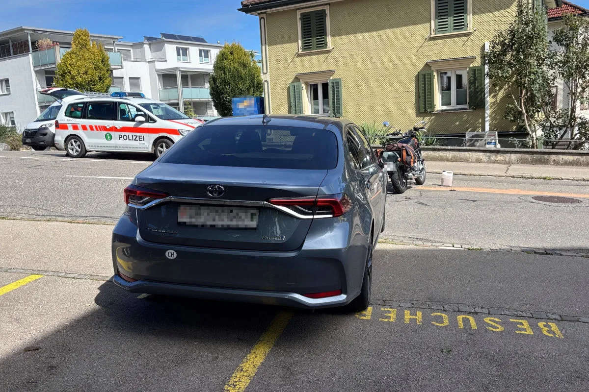 Bütschwil SG – Motorradfahrer bei Unfall mit Auto verletzt