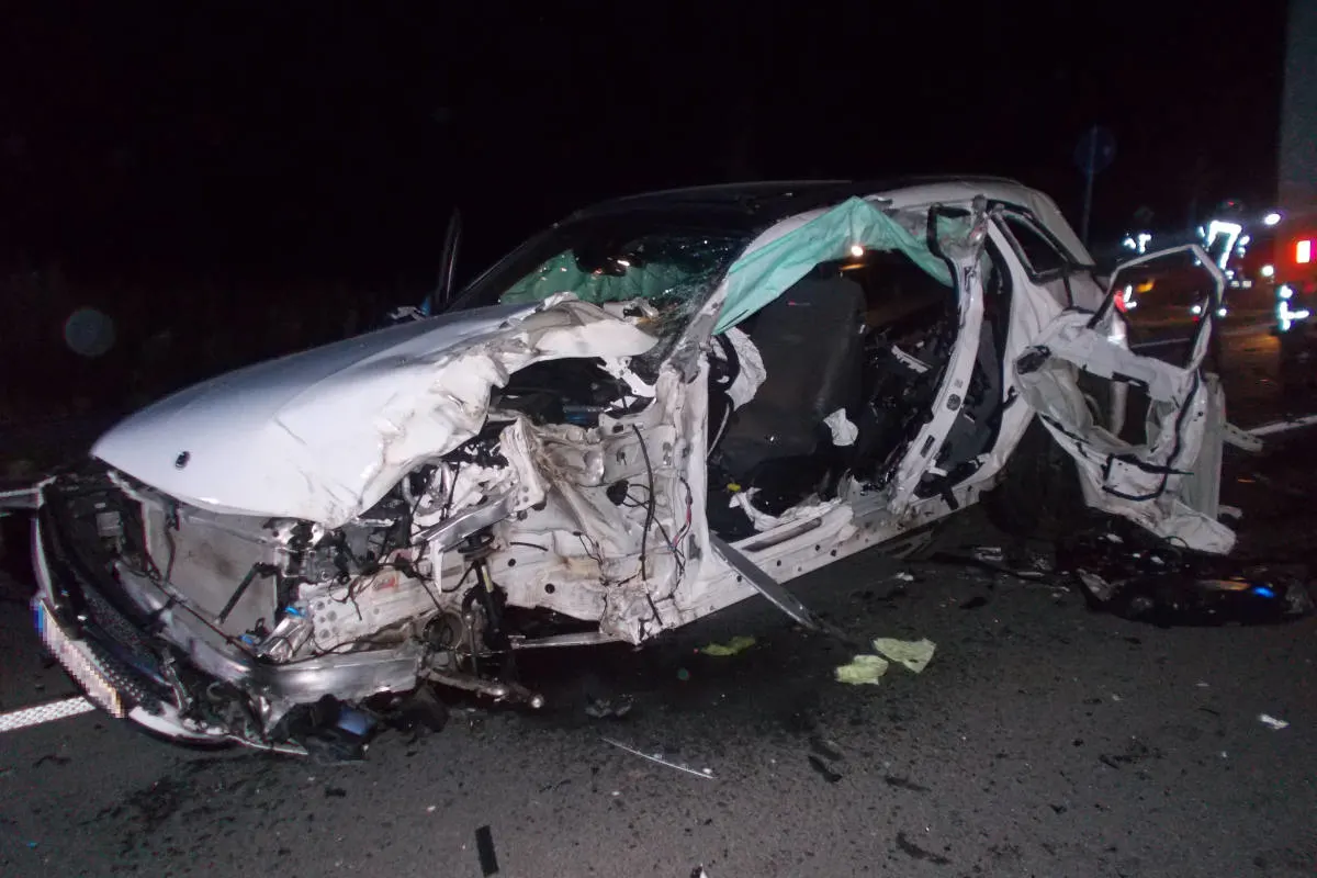 Rommerskirchen – Verkehrsunfall mit mehreren Verletzten auf der B59 nach gefährlichem Überholvorgang