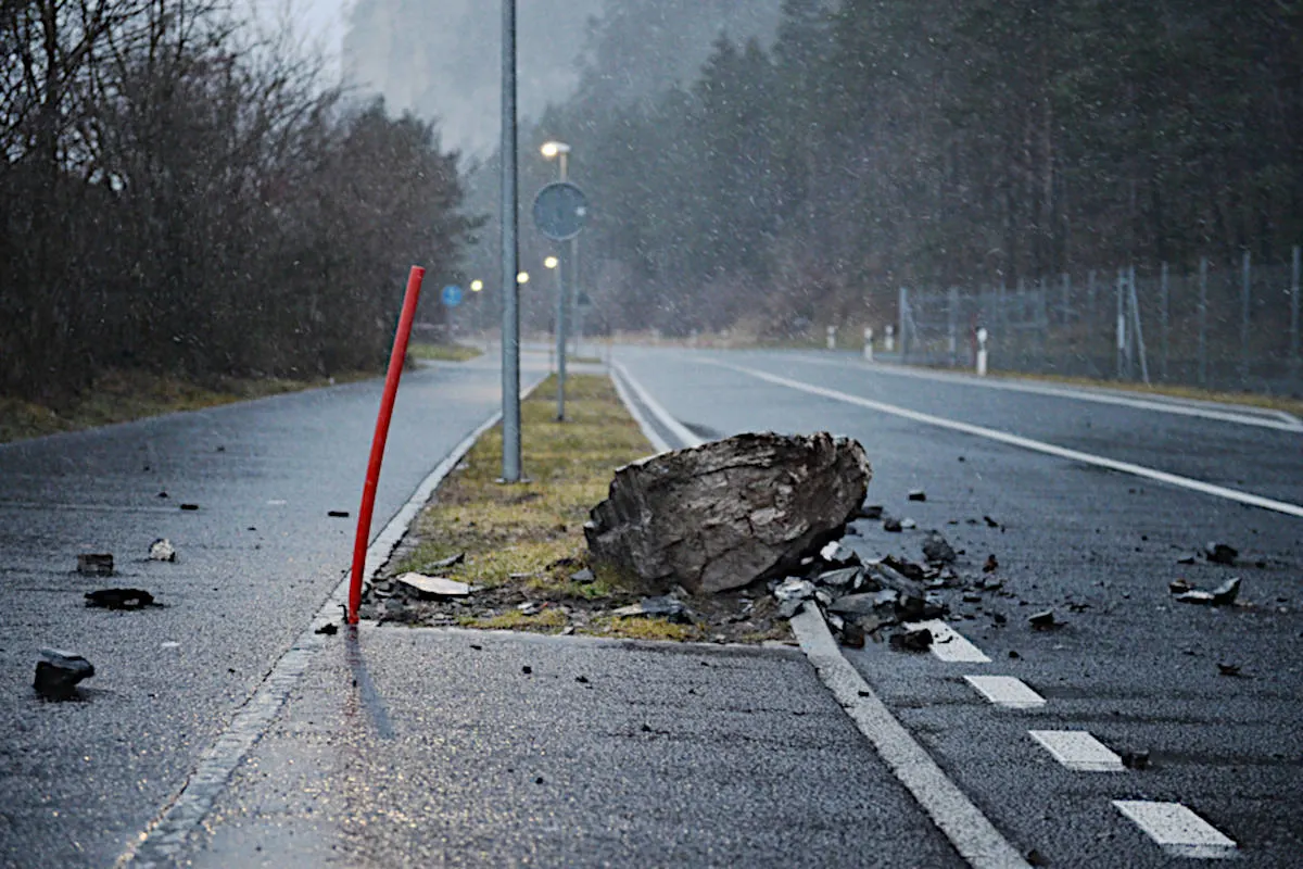 Schattdorf / Erstfeld UR - Gotthardstrasse wieder offen