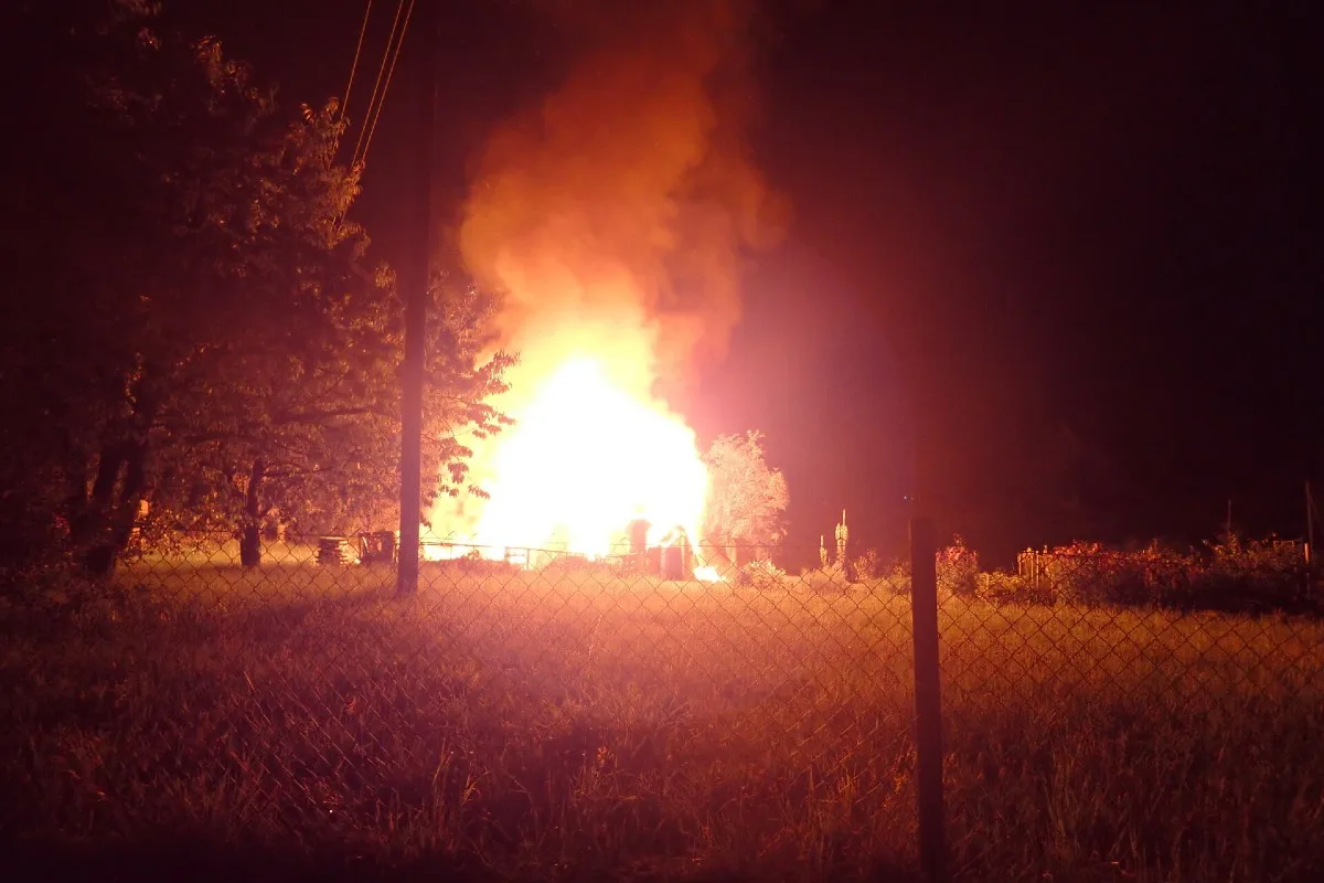 Brand in Winterthur Seen ZH - Gartenhaus brennt hinter Schule nieder - Feuerwerk wird als Grund vermutet