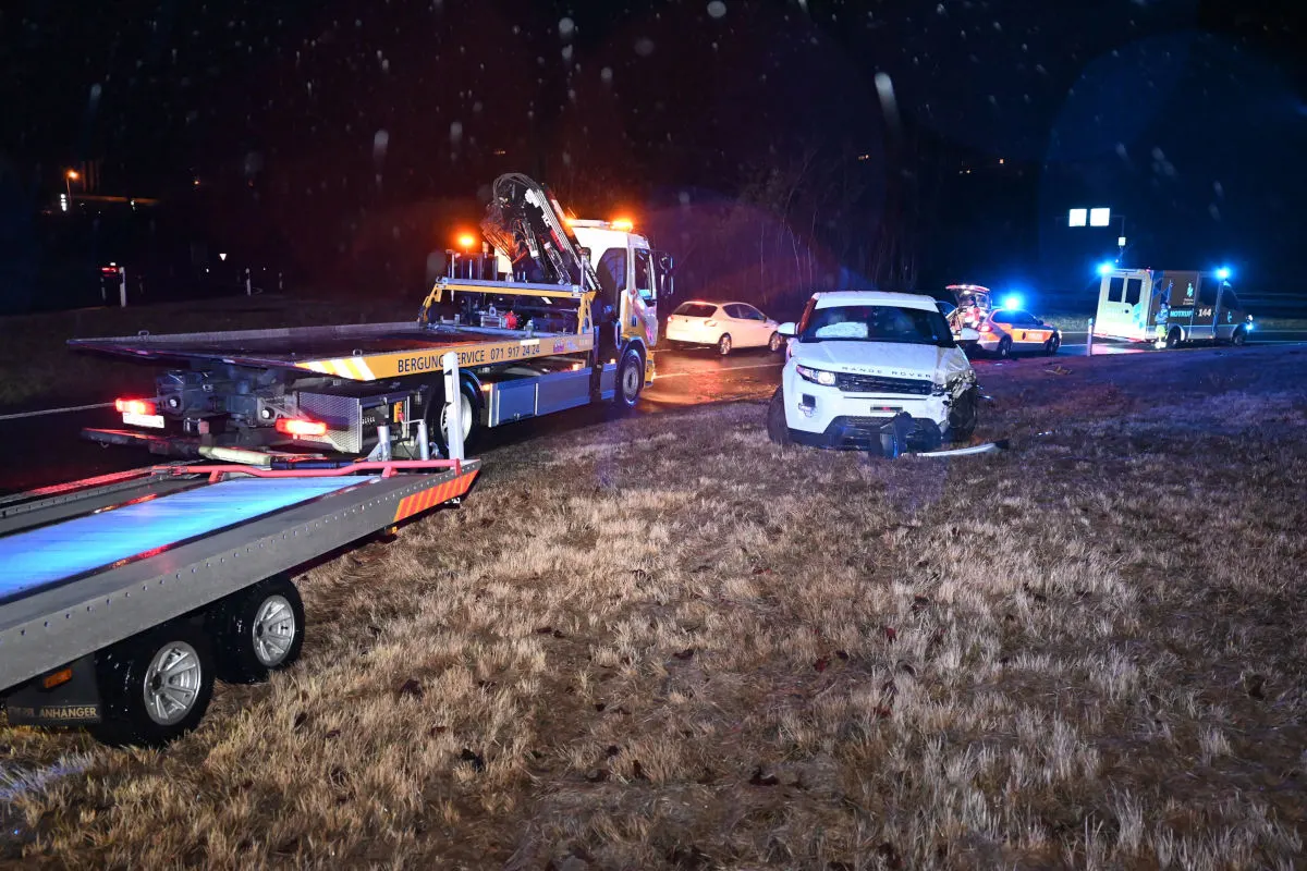 Wil SG – Junger Lenker verursacht Unfall und flüchtet