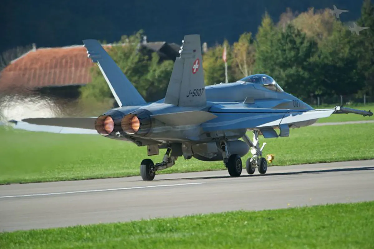 Schweizer Armee testet erhöhte Luftwaffen-Bereitschaft