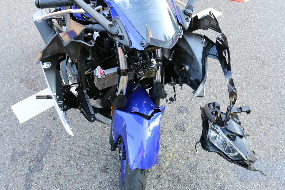 St. Gallen SG - Motorradfahrer kollidiert mit Auto