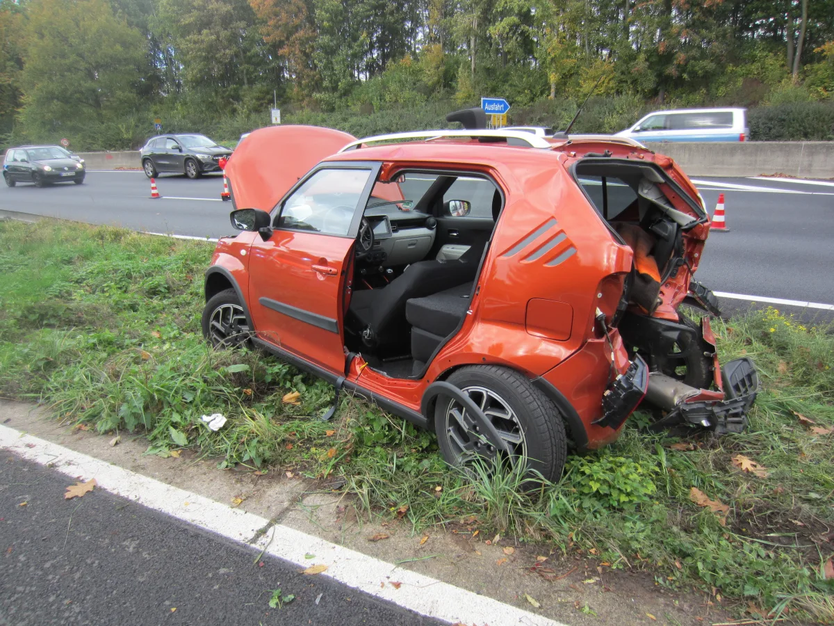 A40 Mülheim an der Ruhr – Unfall mit zwei verletzten Personen auf der Autobahn