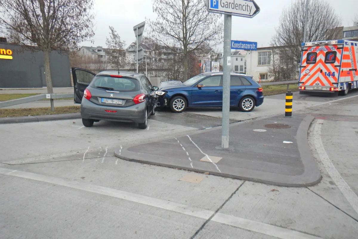 Kreuzlingen TG - Totalschaden nach Kollision