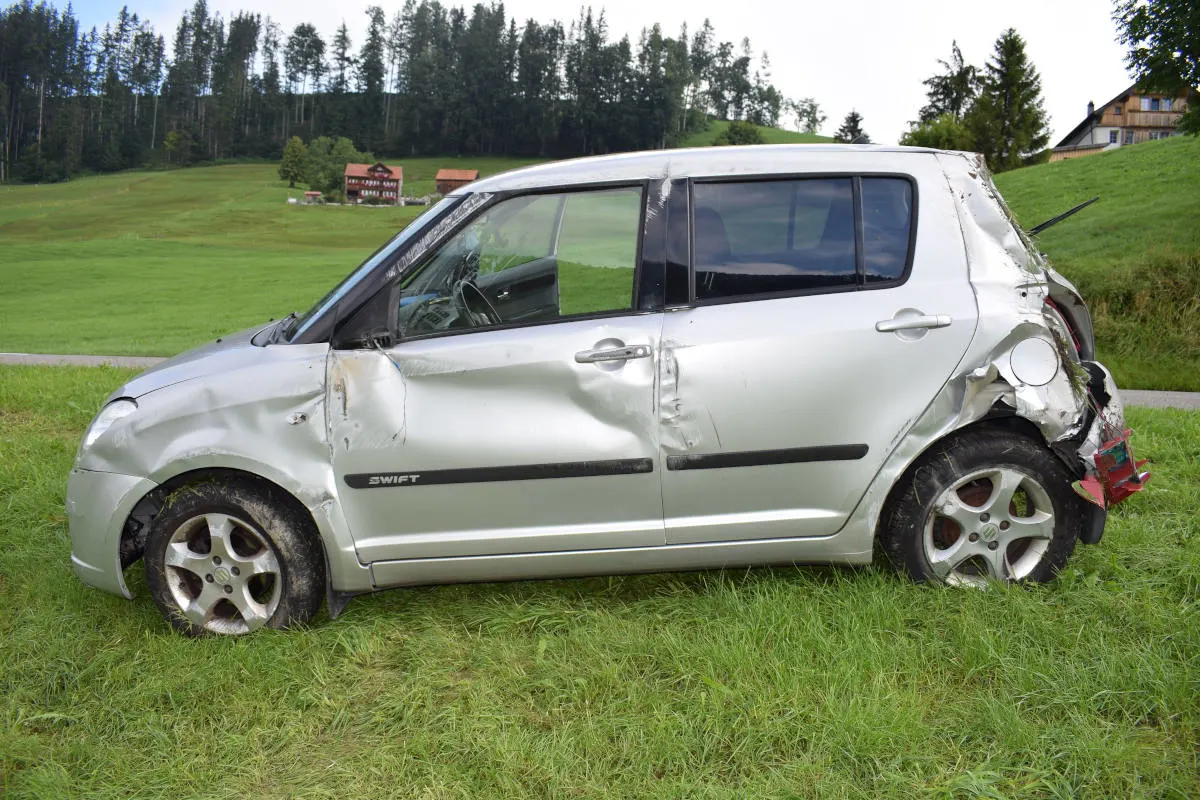 Hundwil AR – Person unbestimmt verletzt nach Selbstunfall