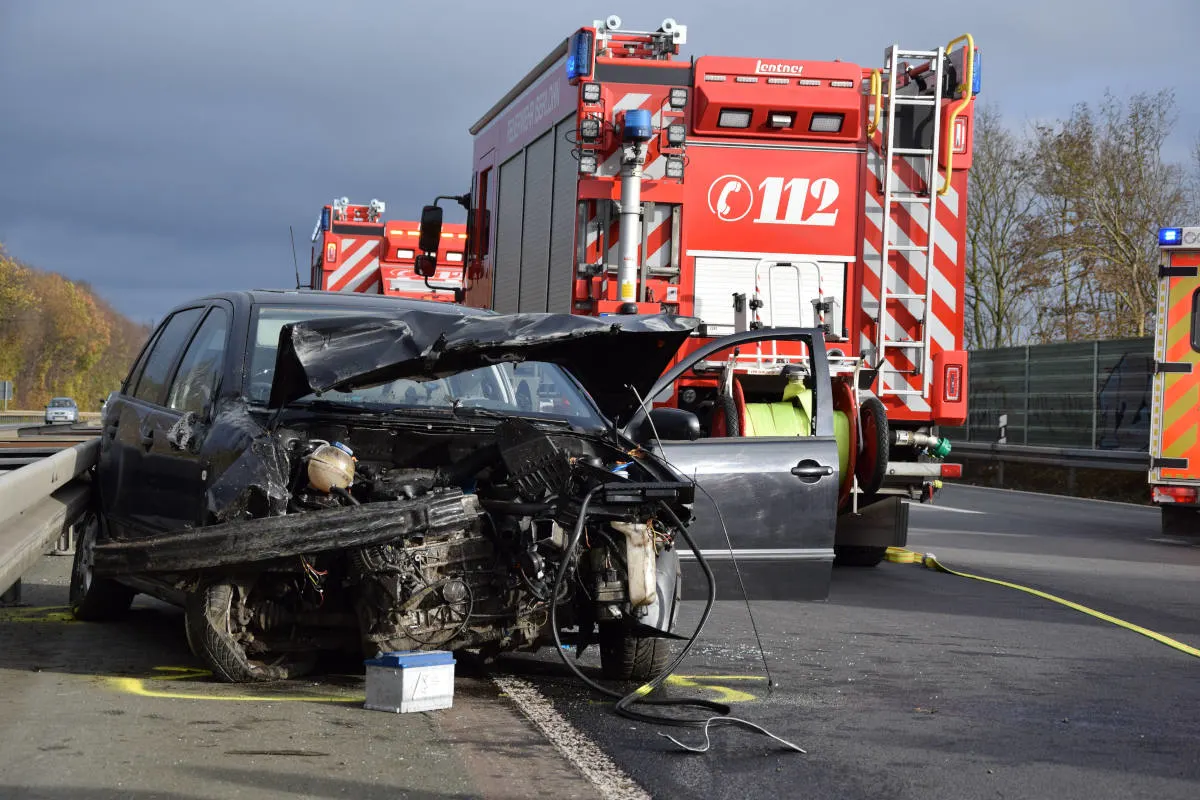 Heftiger Unfall auf der A46 bei Iserlohn – Verkehrsunfall auf der Autobahn