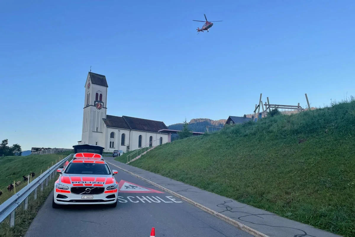 Trachslau SZ – E-Bike-Fahrer bei Kollision erheblich verletzt