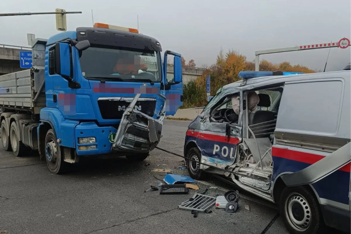 Treffen K – Diensthund und Polizistin bei Unfall verletzt