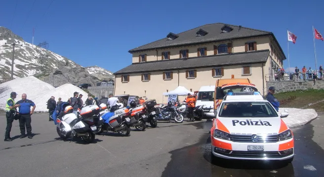 Gotthard-Hospiz: SuperBiker 2014 - "Eine äusserst sinnvolle Aktion!"
