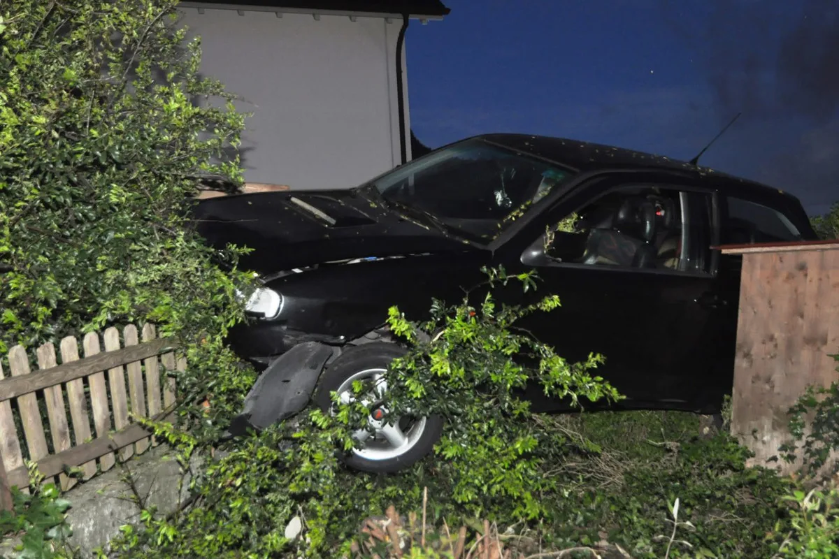 Verkehrssünder baut in Triesen Selbstunfall