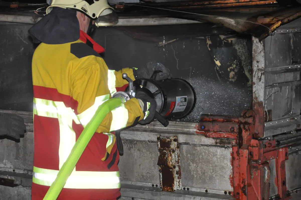Triesenberg/Schaan FL - Containerbrand und Diebstahl aus Auto